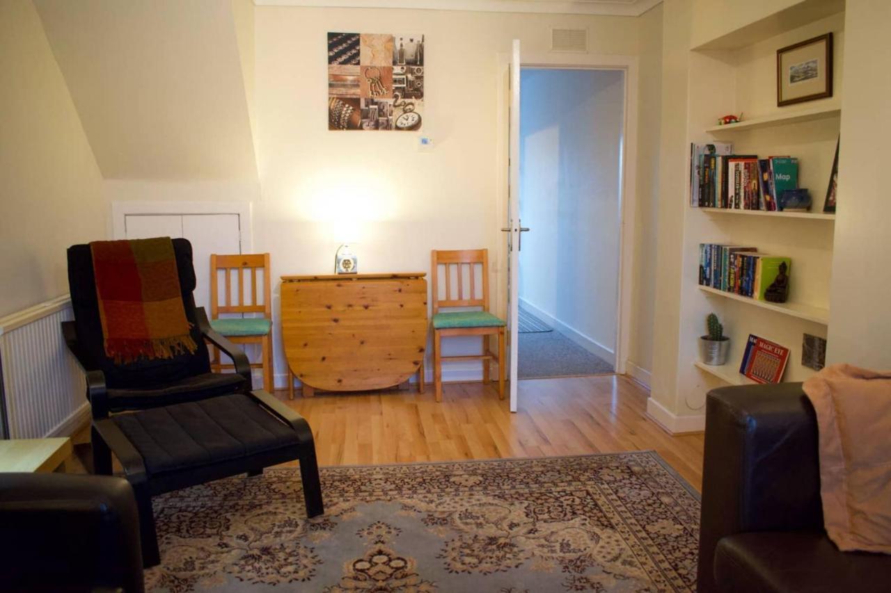 Welcoming And Homely 2 Bed In Central Location エディンバラ エクステリア 写真