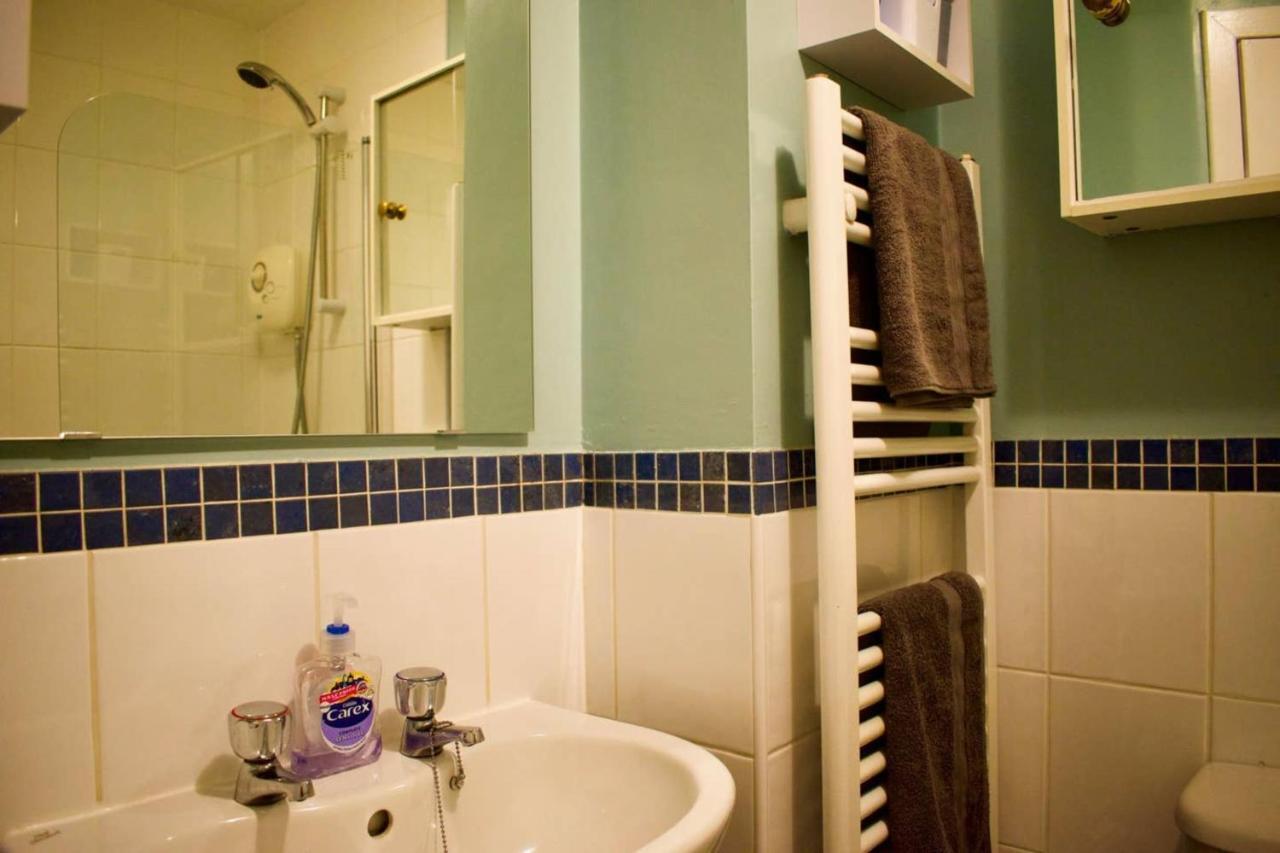 Welcoming And Homely 2 Bed In Central Location エディンバラ エクステリア 写真